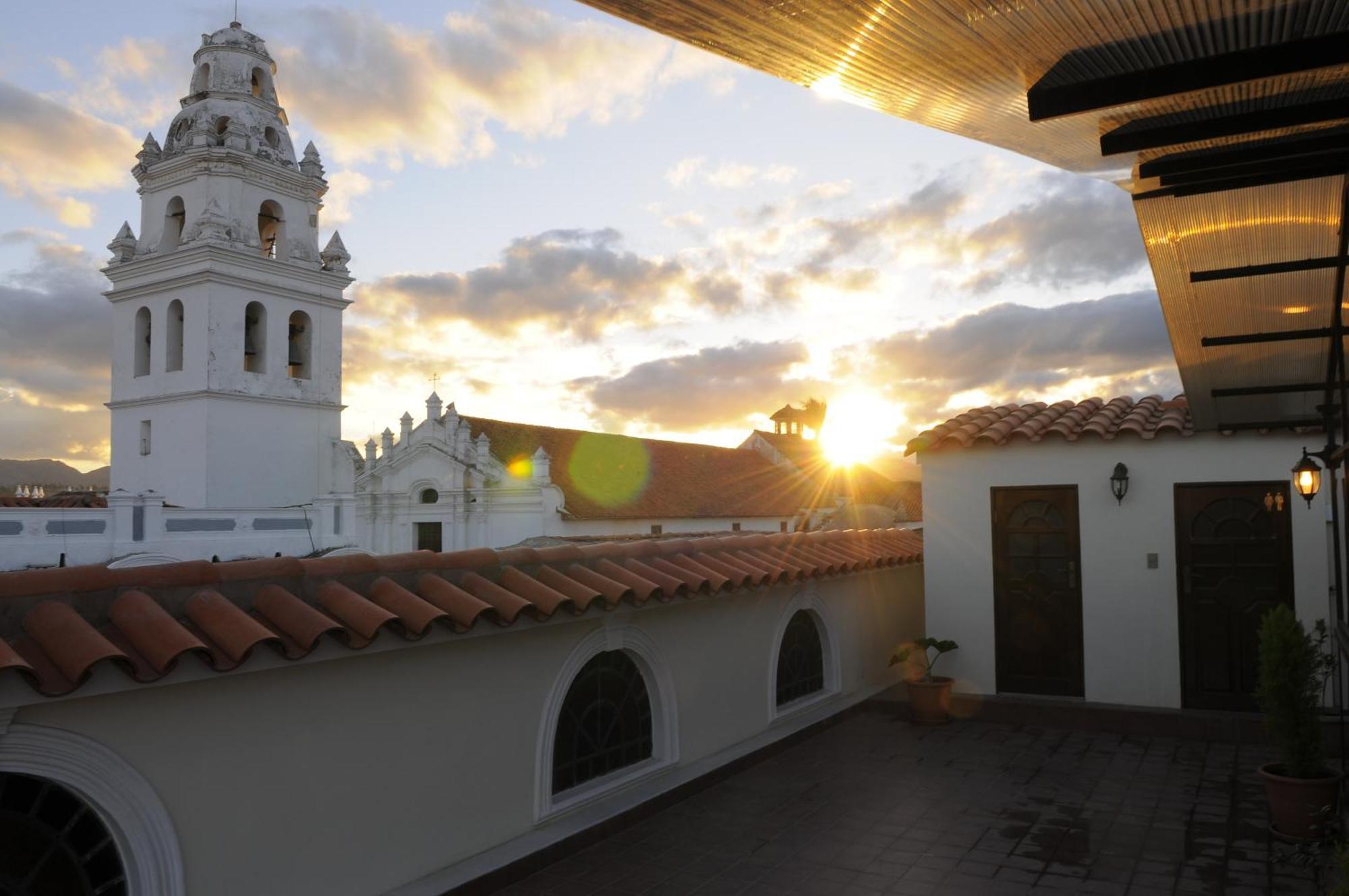 San Marino Royal Hotel Sucre Ngoại thất bức ảnh